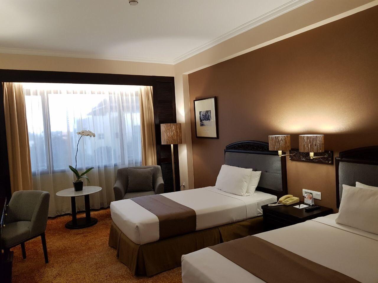 Grand Diamond Hotel Yogyakarta Maguwo Exterior photo