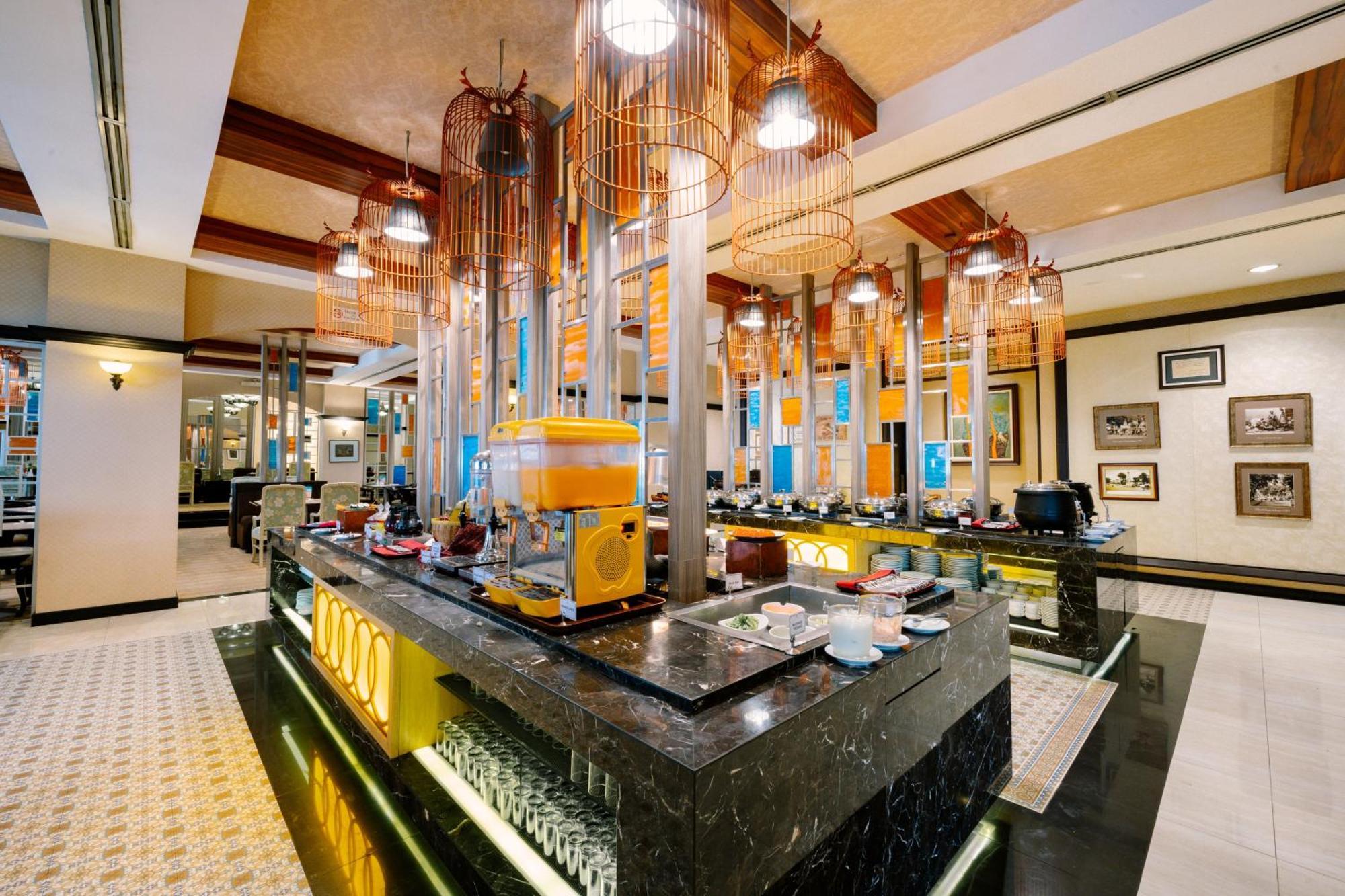 Grand Diamond Hotel Yogyakarta Maguwo Exterior photo